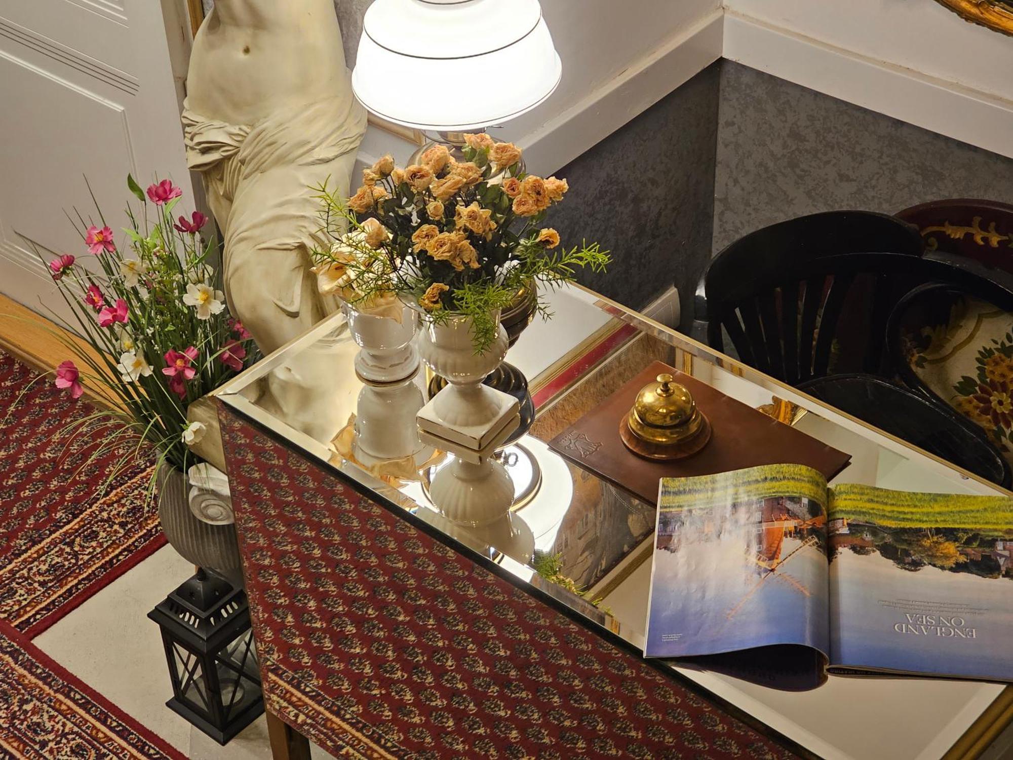 Vansvel Royal Boutique Apartment 2 Belgrade Luaran gambar